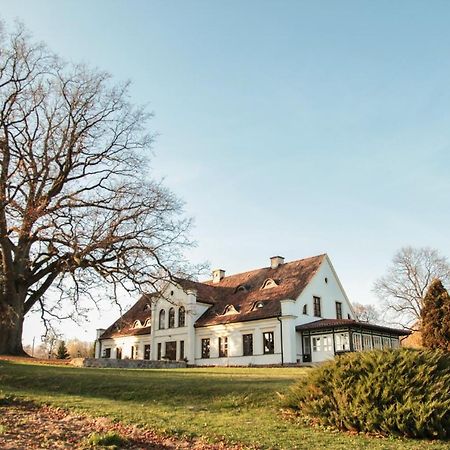Miodunski Dworek Ryn  Exterior foto