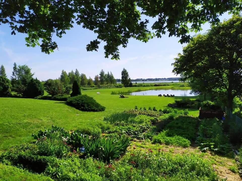 Miodunski Dworek Ryn  Exterior foto
