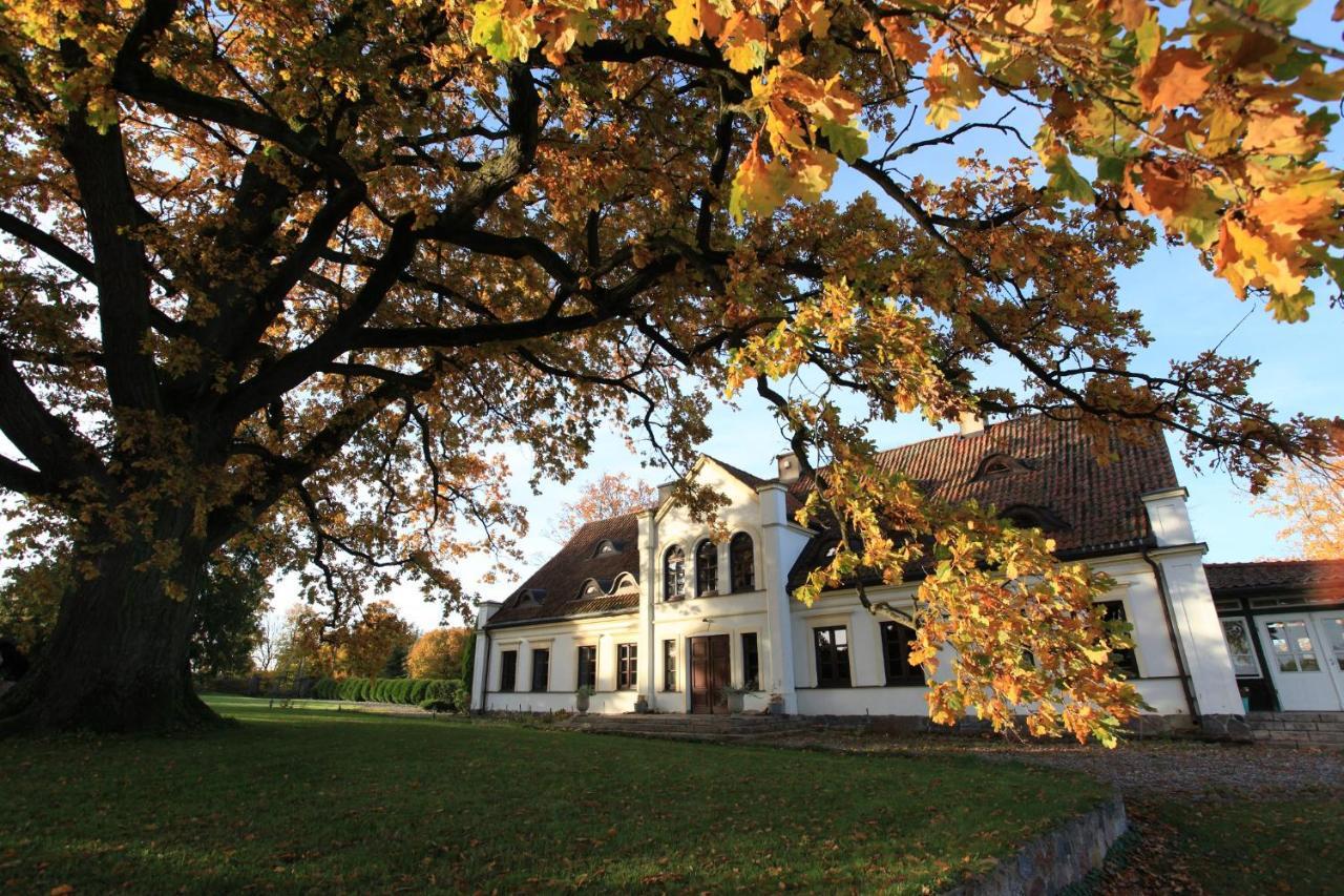 Miodunski Dworek Ryn  Exterior foto